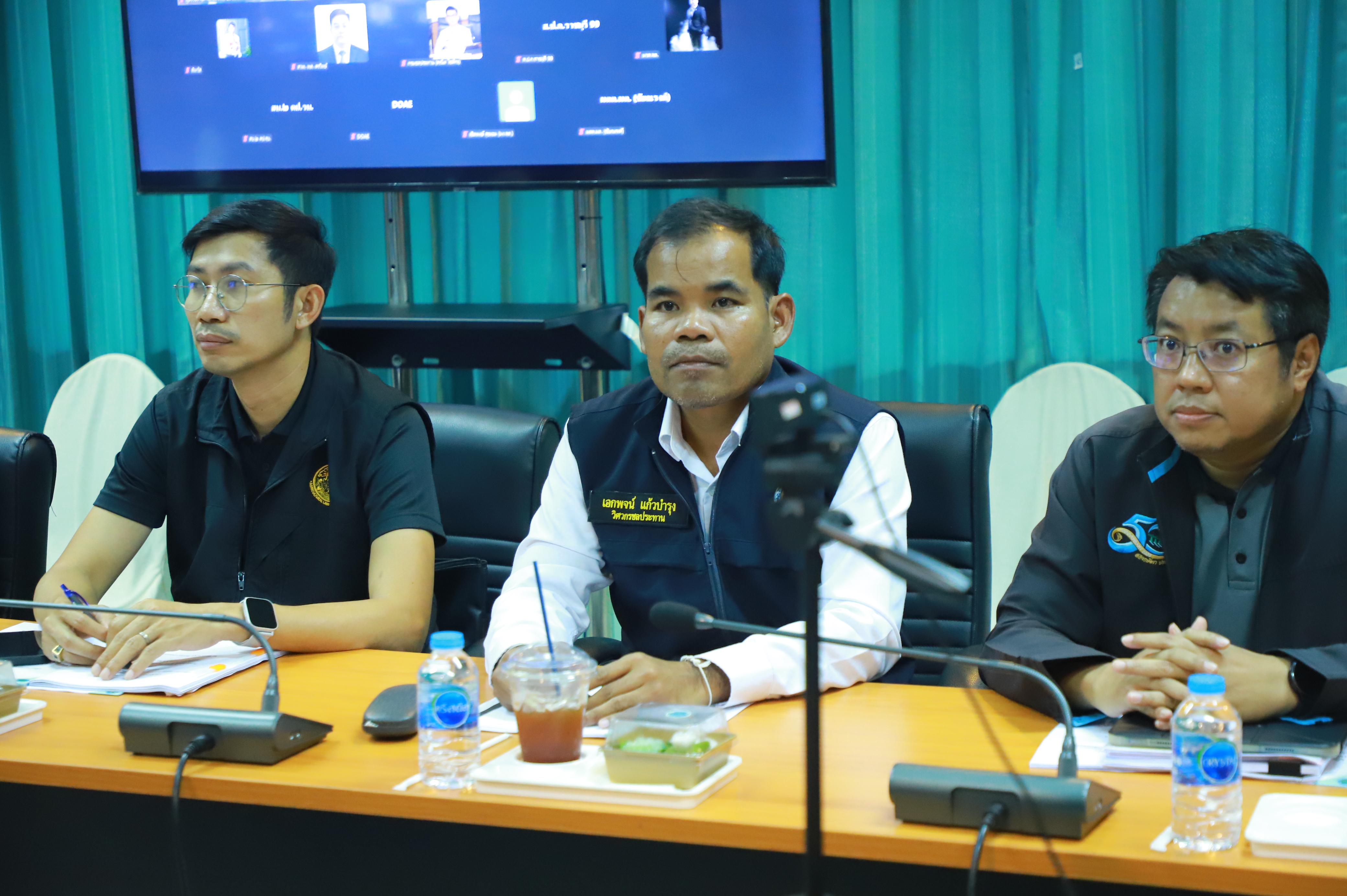 title - ส.ป.ก. ร่วมประชุมคณะทำงานที่ 3 เดินหน้าปั้น “รางบัวโมเดล” สู่ต้นแบบเมืองเกษตรนวัตกรรมครบวงจร พร้อมลุยพื้นที่รับฟังปัญหาเกษตรกรราชบุรี